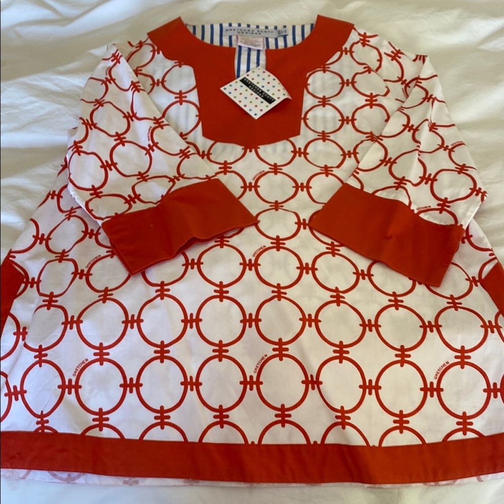 Women’s orange and white tunic